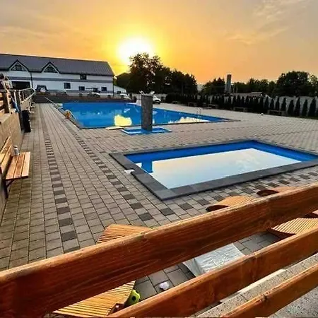 Rekreacne Zariadenie Kamenny Potok Penzión pre hostí