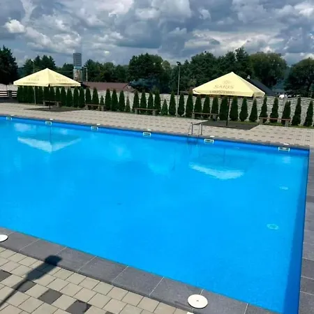 Rekreacne Zariadenie Kamenny Potok Penzión pre hostí *