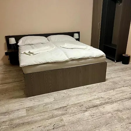 Rekreačné Zariadenie Kamenný Potok Affittacamere 3*